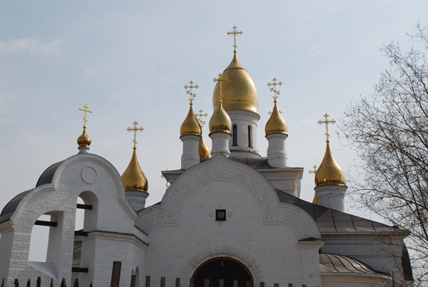 Тысячи православных встретили «праздник праздников» в орских храмах