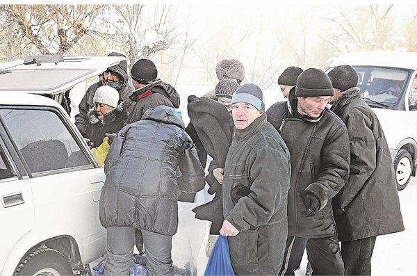 Бродягам холодная пора не в радость
