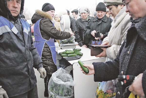 Кто рано встает, тому на ярмарке везет
