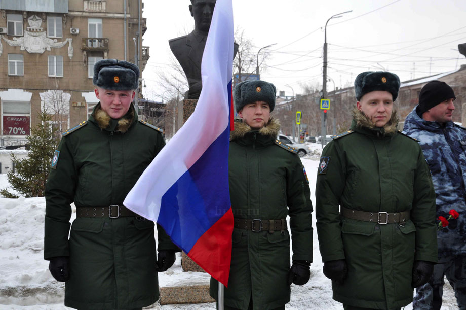 Вспомнили героя, отдавшего жизнь за мирное небо над головой