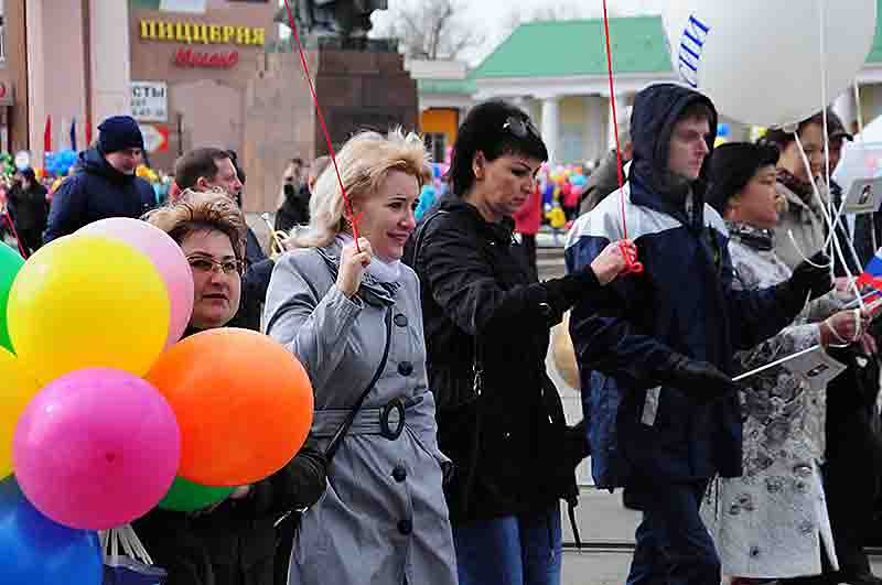 Фоторепортаж об орском Первомае 