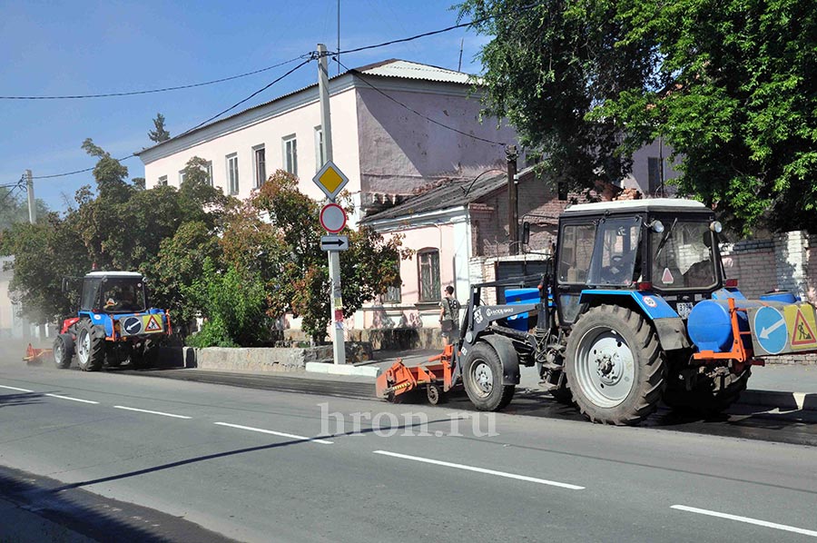 Железные уборщики курсируют по городу