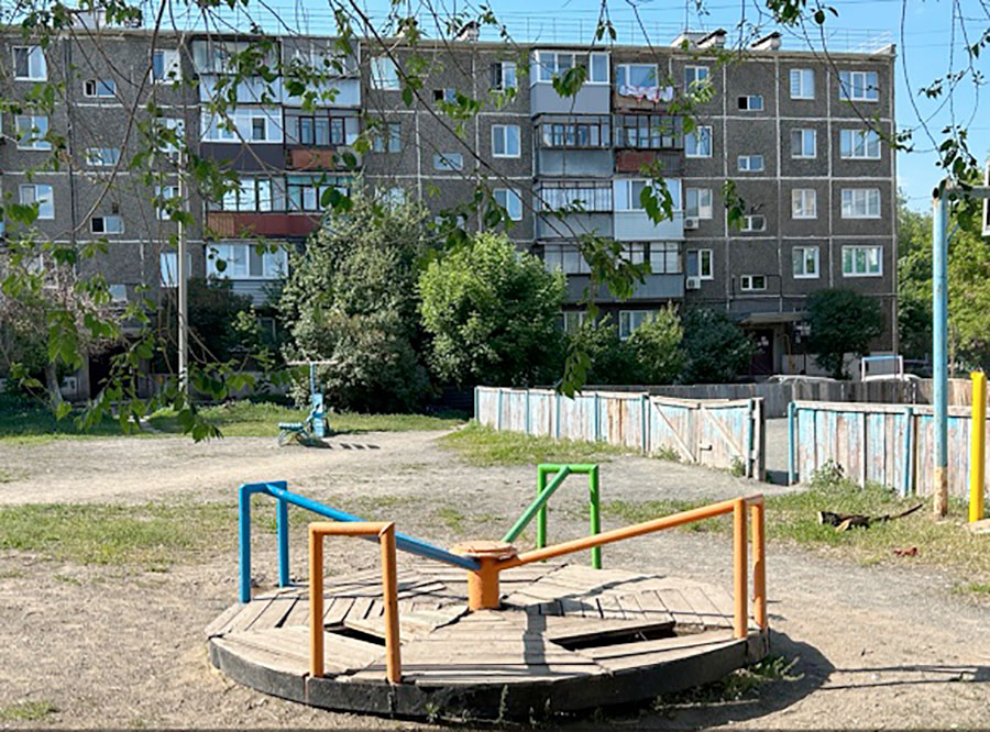 Детскую площадку сделают безопасной