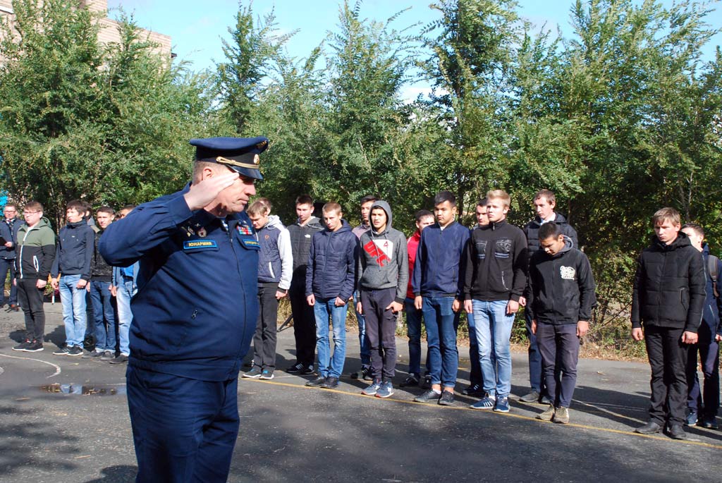 Готовятся Родине служить