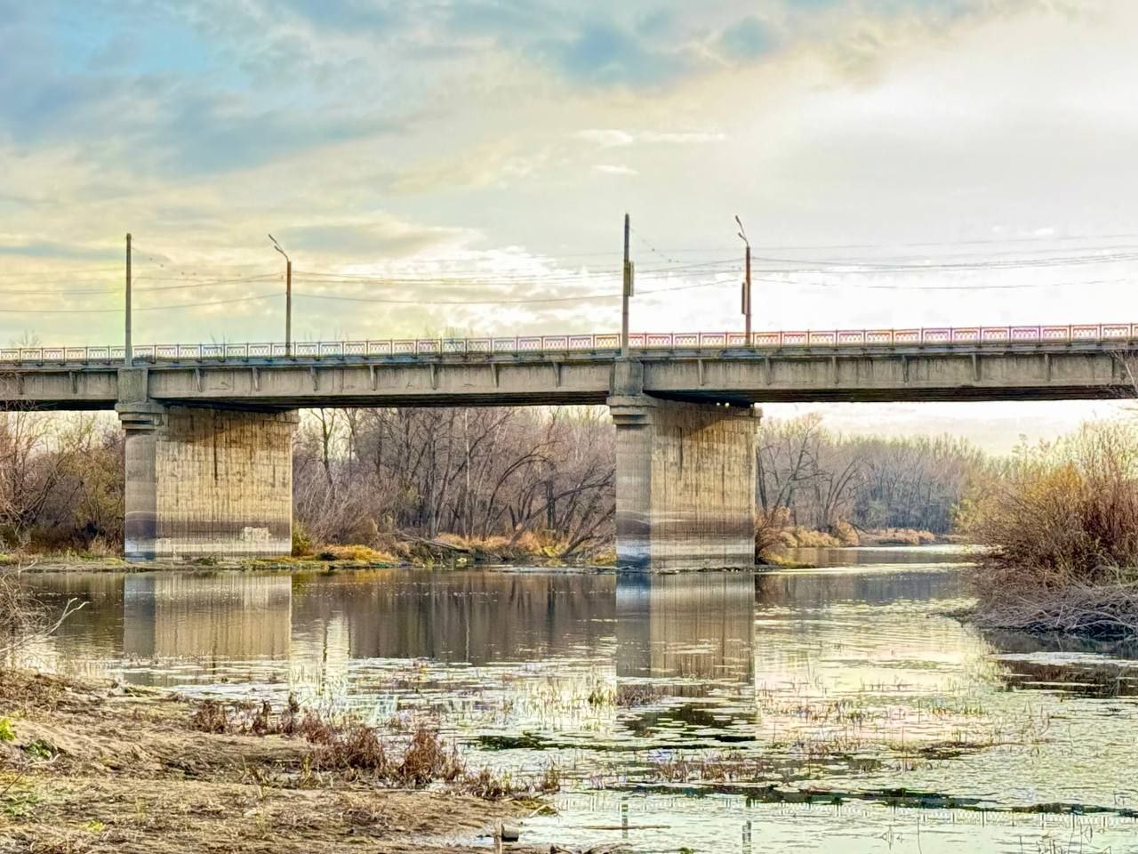 В городе обследуют мосты и путепроводы