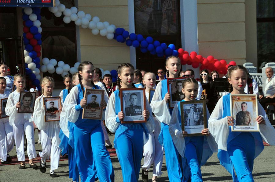 «Поезд Победы» прибыл точно в срок. Под стук колес ветераны вспомнили военную молодость