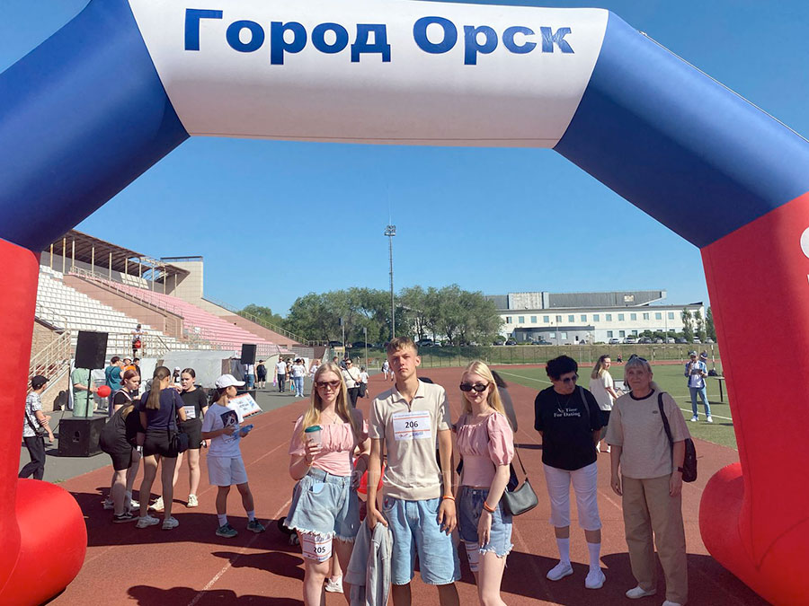 Самым быстрым и добрым – апельсины