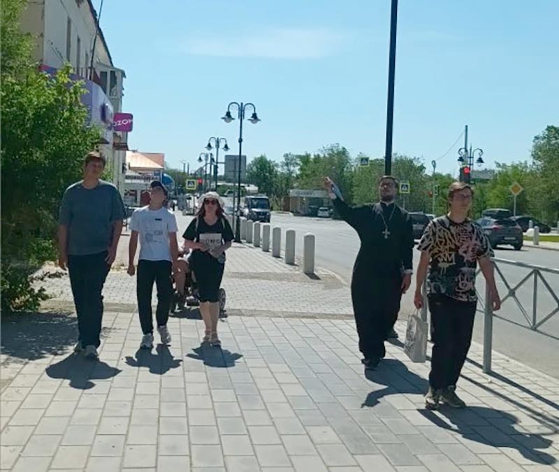 Шаг вперед, или Почему отец Максим Бражников стал экскурсоводом