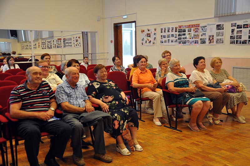 Приплыли! Спустя 60 лет их вернула в юность «Бригантина»