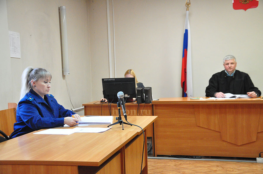 Стрелял и вымогал