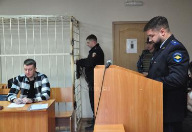 Стрелял и вымогал