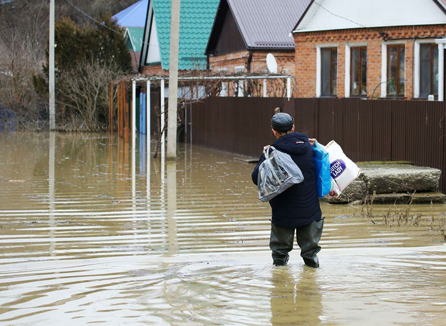 Пострадавшим от наводнения выплатят от 20 до 100 тысяч рублей