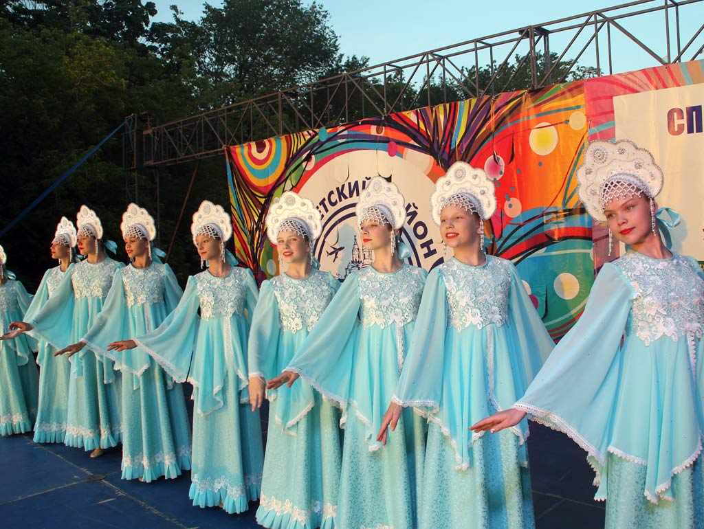 Советский зажег. День района встретили в новом формате