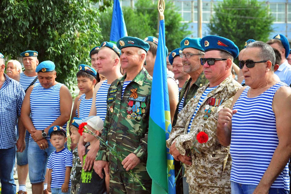 «Никто, кроме нас!» Десантное братство отметило праздник