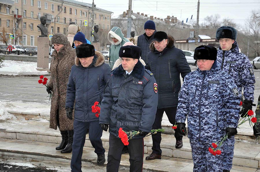 Время не властно над подвигом неизвестного солдата 