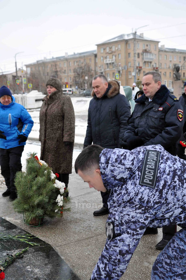 Время не властно над подвигом неизвестного солдата 