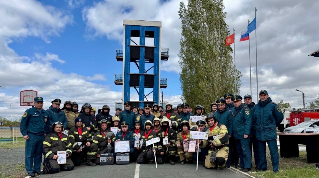Огненный марафон: пожарные показали высший класс!