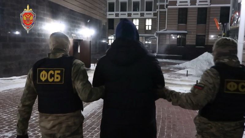 Сотрудник уголовного розыска задержан по подозрению в передаче гостайны