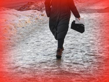 Кому помогут холодец и палки?