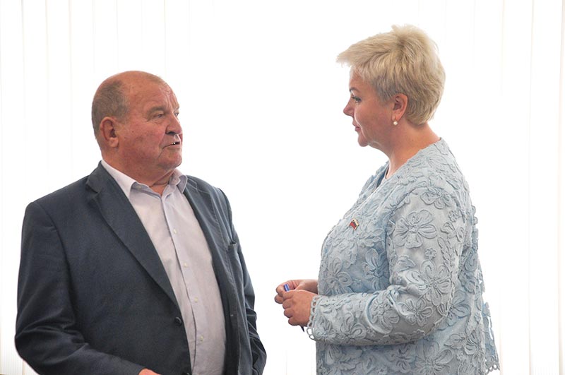 Деньги любят счет. Чиновники отчитались перед депутатами о расходах и доходах