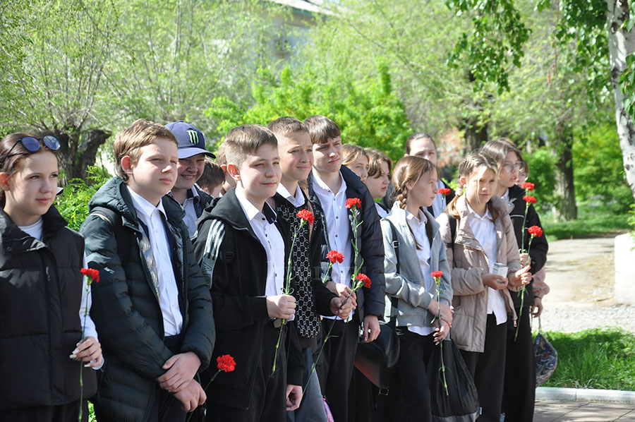 Почтили память прославленного командира танка