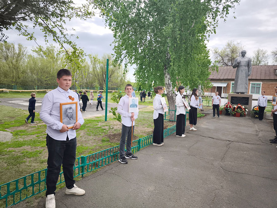 В селах почтили память защитников Родины