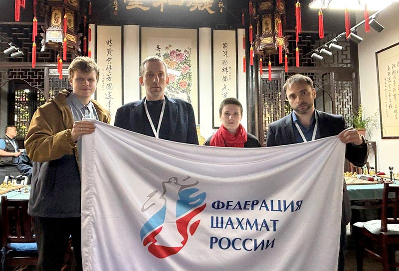 Серебряный Шанхай Полины Шуваловой