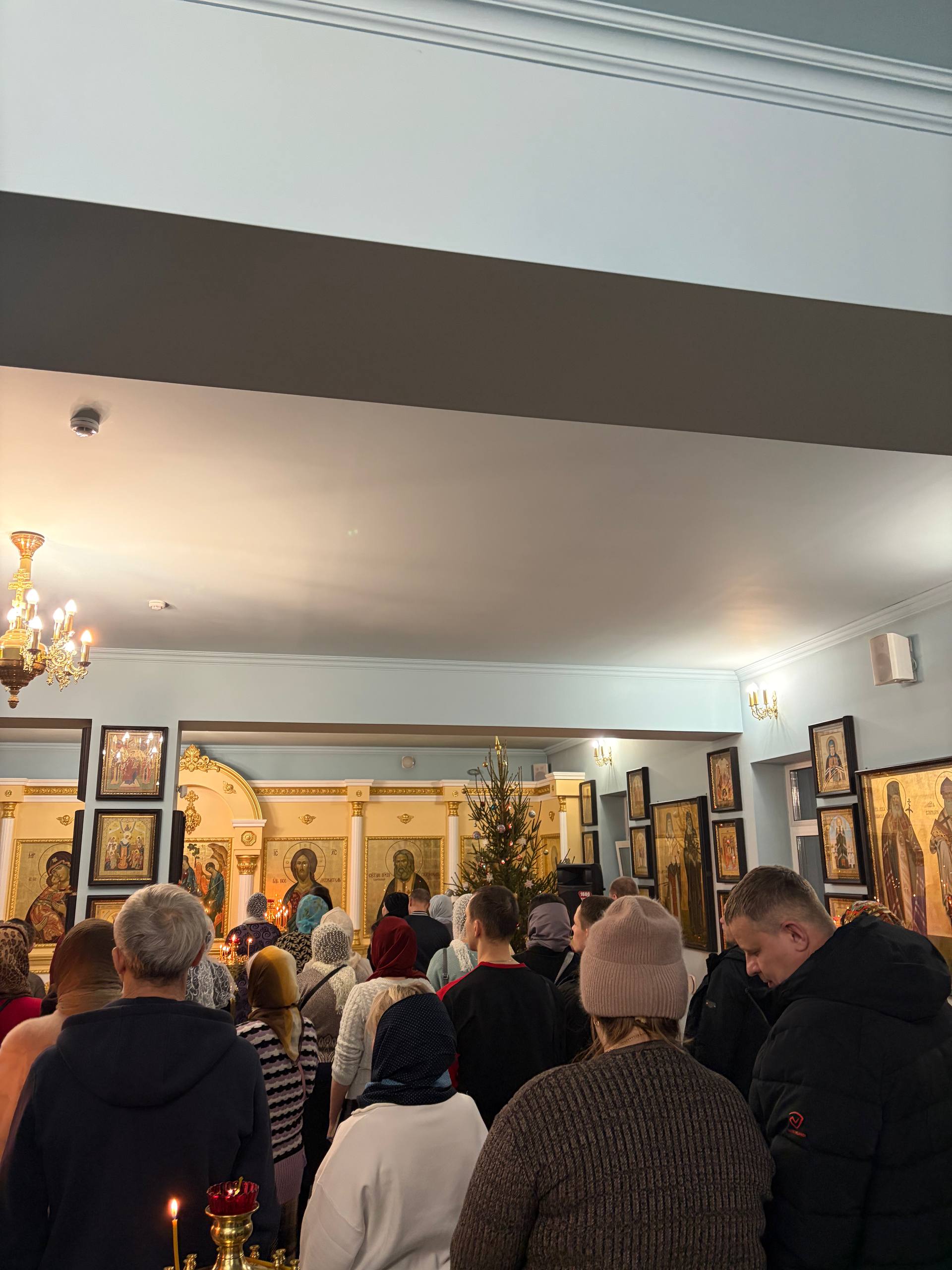 Под праздничные песнопения: как Орск встретил Рождество