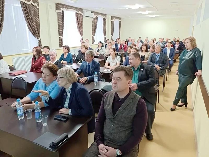 Тяните билет в медицину! Школьникам предложили стать врачами