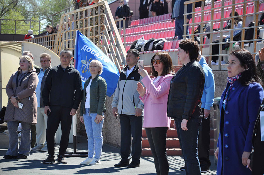 К победе в противогазах