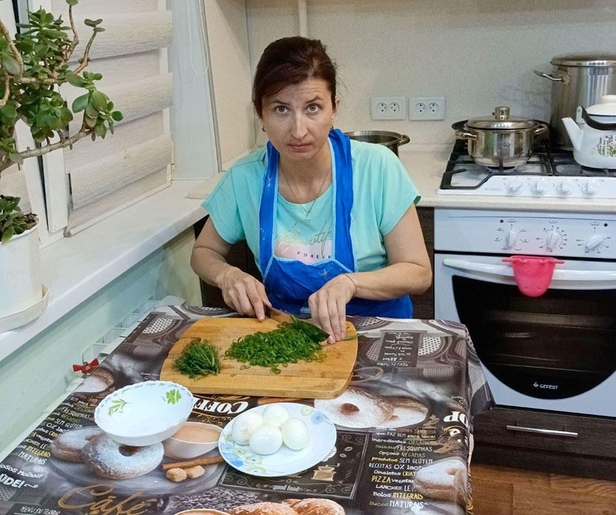 Если борщ – то холодный, если мясо – то с гранатом