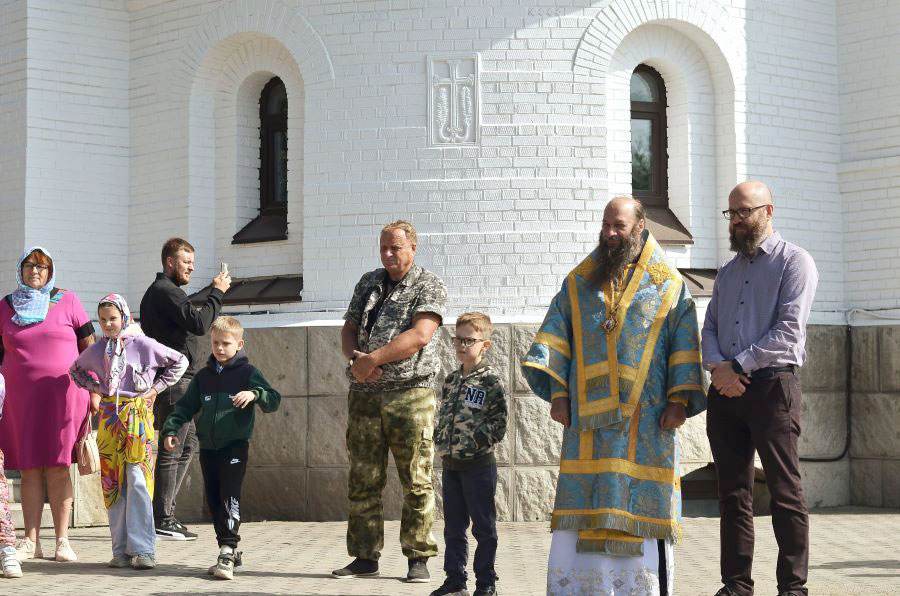 Епископ Ириней напутствовал студентов, школьников и спортсменов