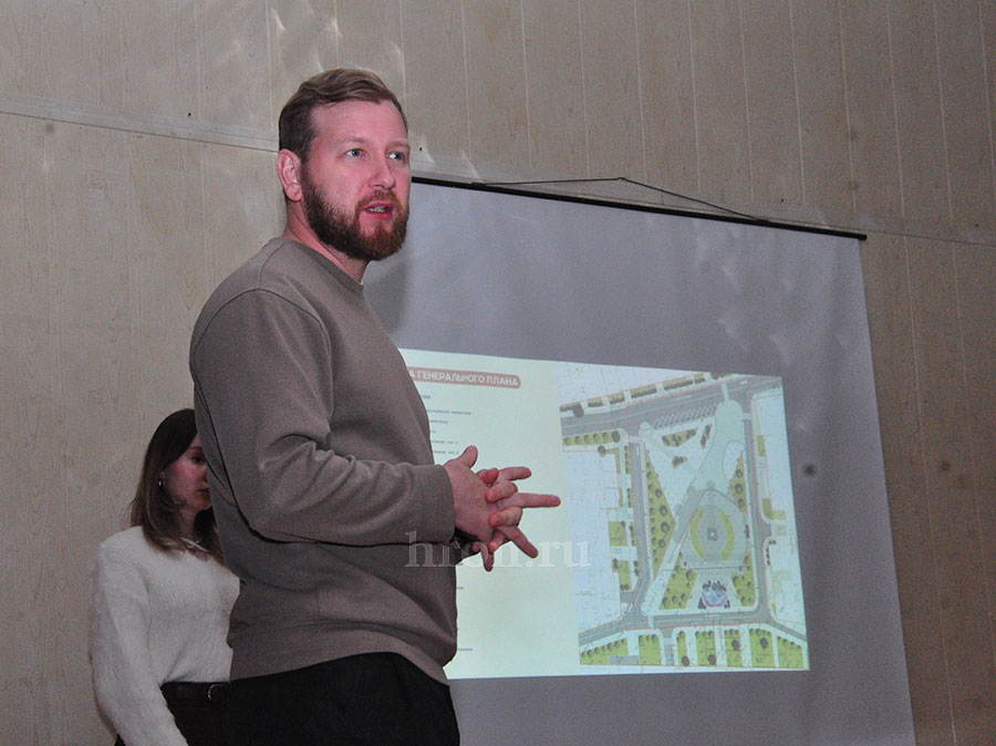 Про фастфуд помнят, про историю нет. На площади Кирилова разместят качели и торговые точки