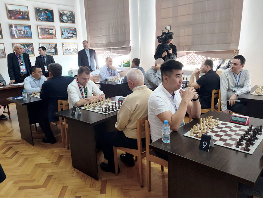 Первый в первом