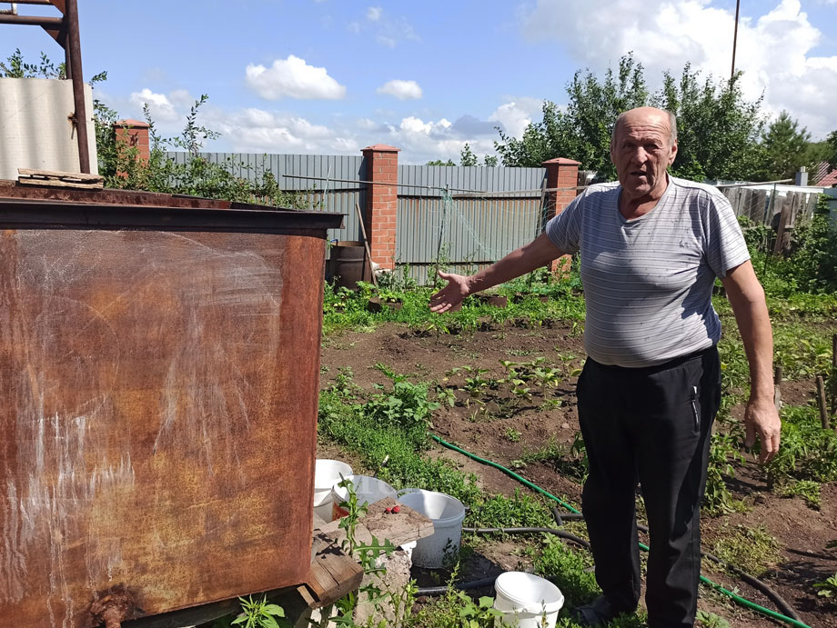 Получили квитанции за воду – прослезились. Горожанам насчитали за полив неподъемные суммы