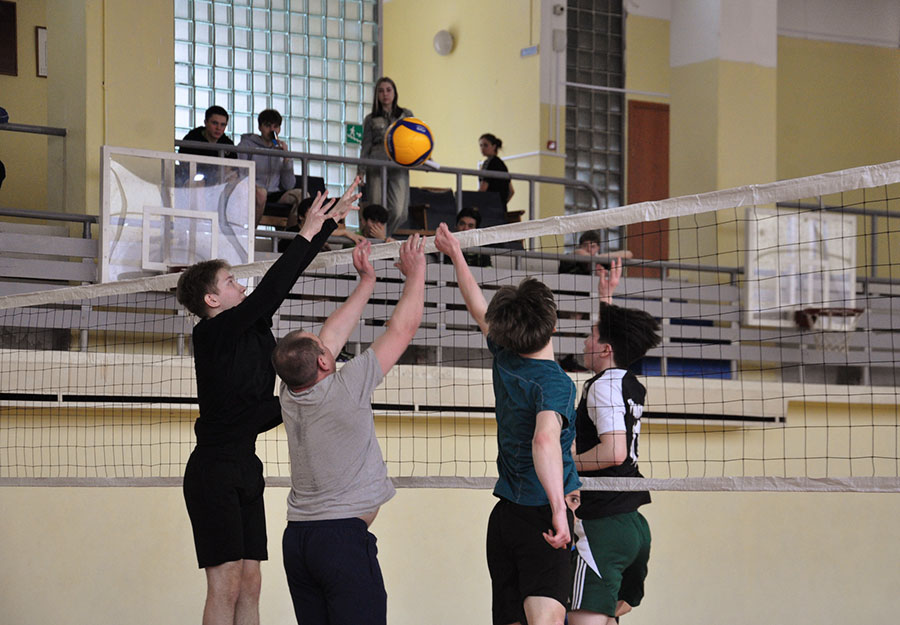 Забивают и не забывают. Память тренера почтили игрой