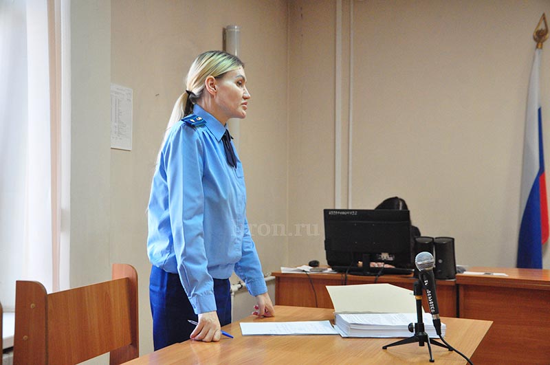 Деньги не пахнут? 21-летний экс-начальник почтового отделения похитил почти полмиллиона рублей