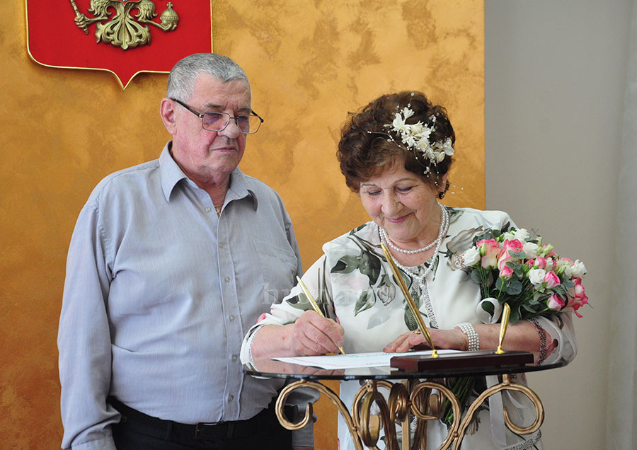 В загс по сугробам