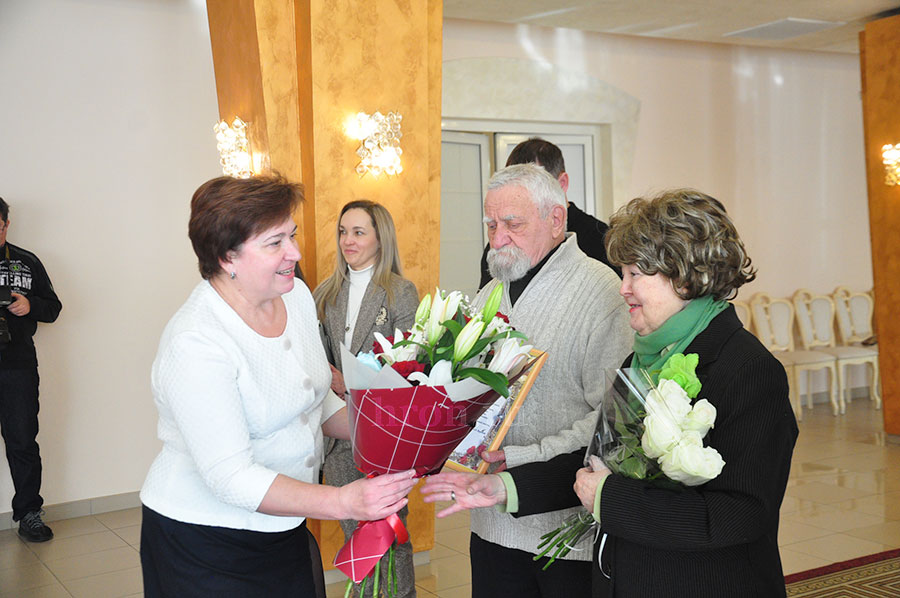 В загс по сугробам