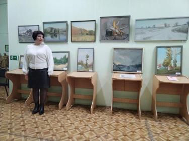 В ее картинах – солнца свет