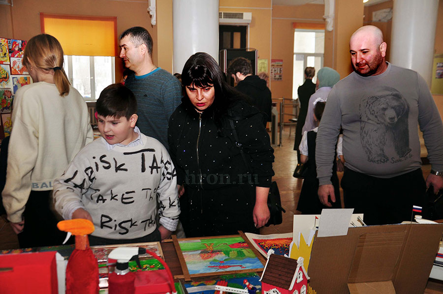 В сердцах детей пылает творческий огонь