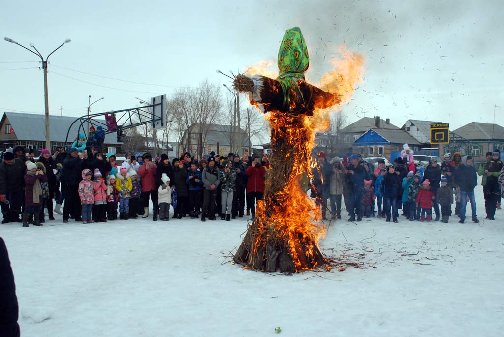 Зиму проводили на высоте. Народу хватило и хлеба, и зрелищ