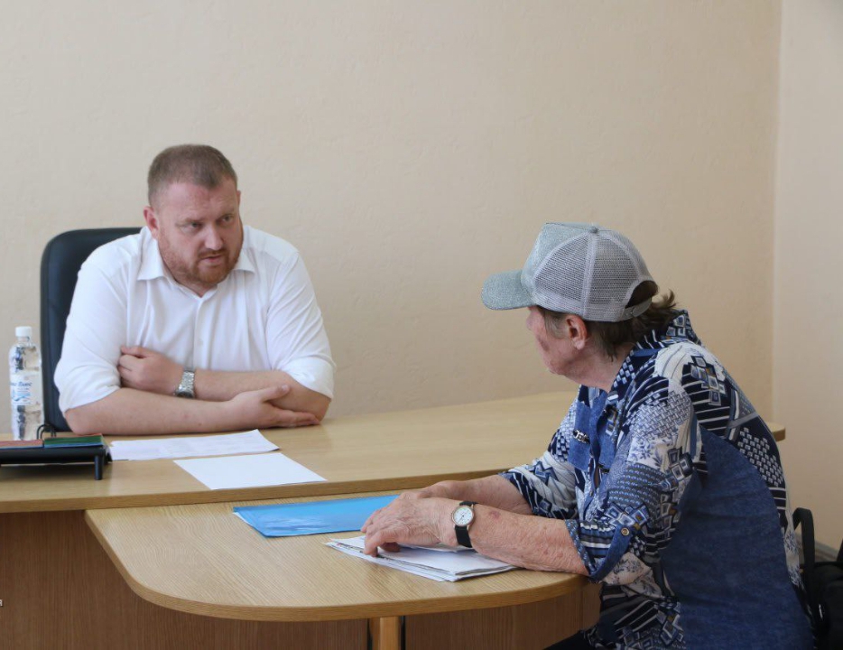 Орчане пришли со своими проблемами к главе города