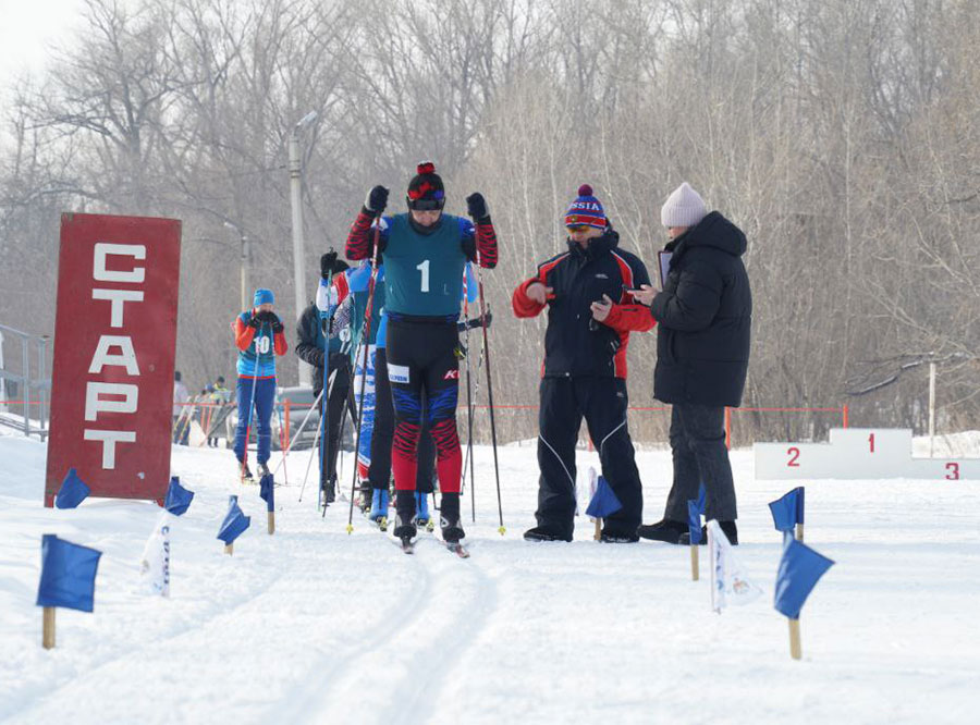 Ноги в лыжи – и вперед!