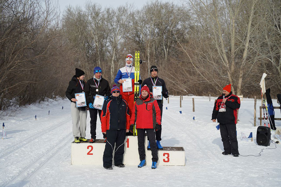 Ноги в лыжи – и вперед!