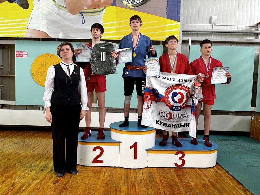 Собрали медали на татами