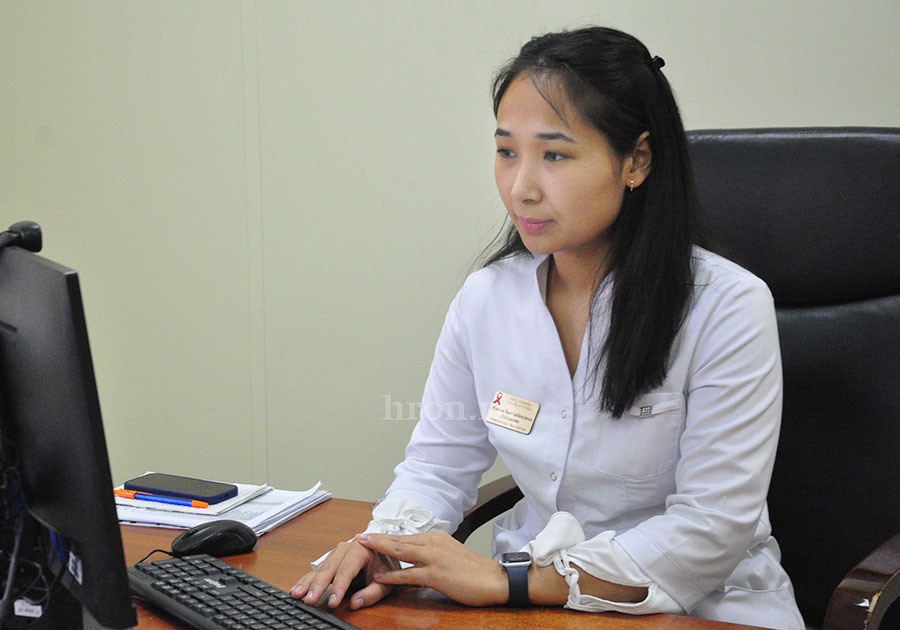 Жить с ВИЧ. Жанна Шукумова о трудностях в борьбе с болезнью