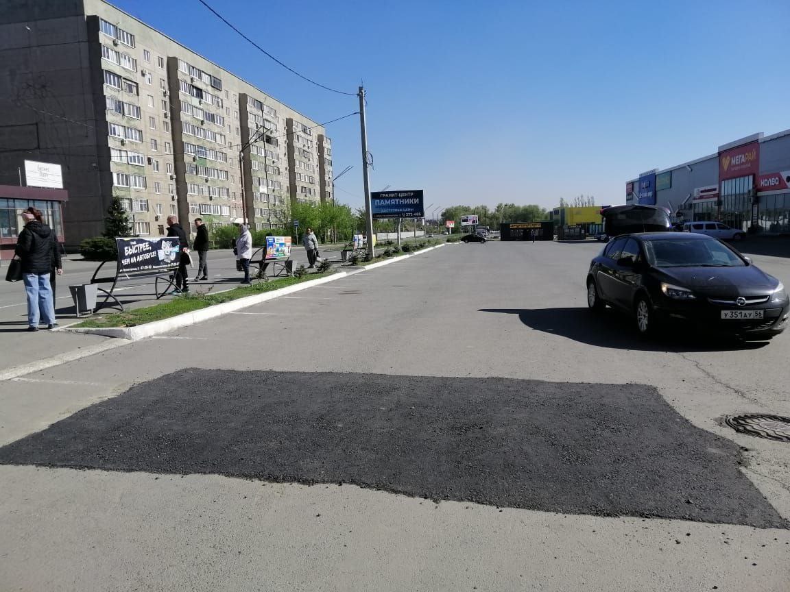 Участки дорог восстанавливают после аварийных работ