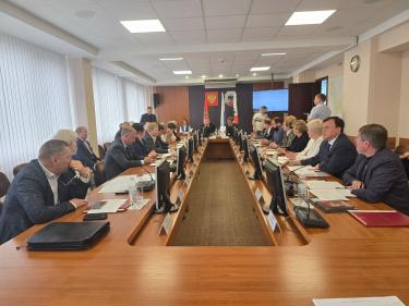 Кто будет пить валерьянку, а кто - водку