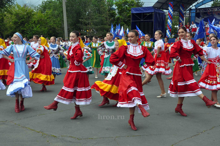 Праздничное настроение дождем не смыло